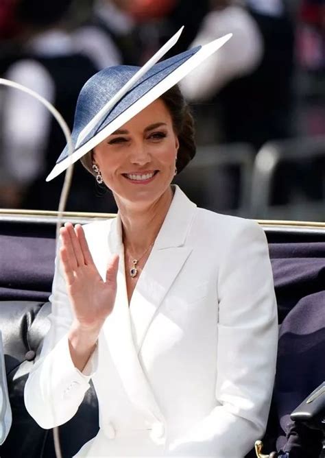 Kate Middleton Reaparece Radiante En El Trooping The Colour