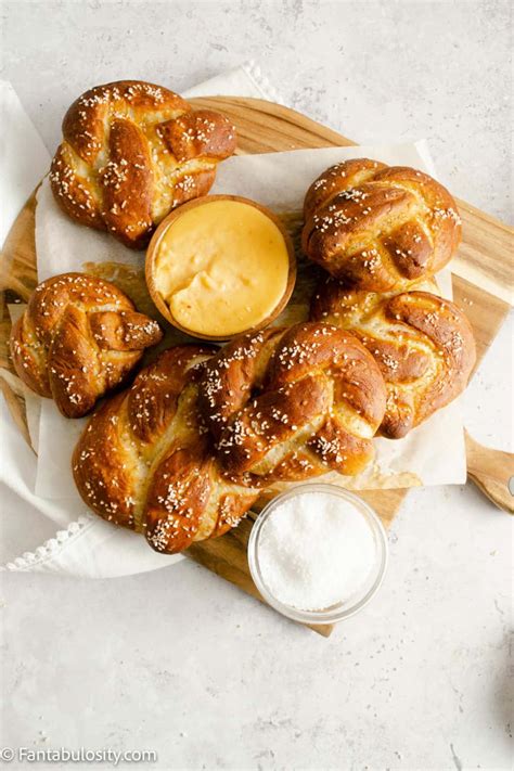 Pretzel Cheese Dip - Fantabulosity