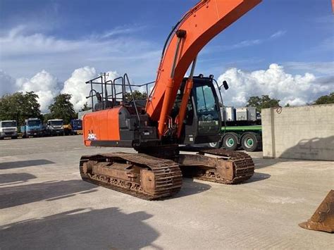 Used 2018 Hitachi ZX210LC 5B Tracked Excavator For Sale At Cormac L