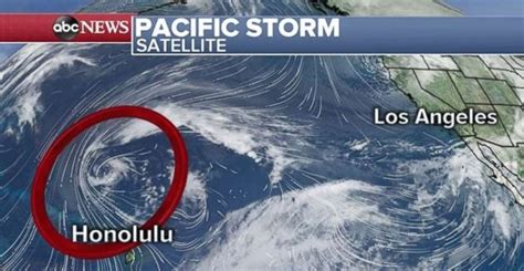 Hawaii braces for storm that could bring waves up to 60 feet - ABC News