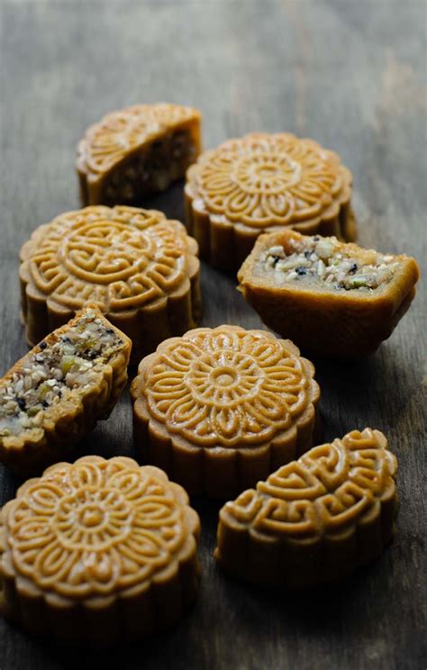 Traditional Chinese Mooncake - Lisa's Lemony Kitchen