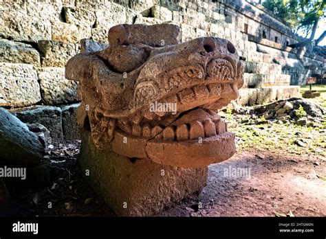 Jaguar Statue Copan Ruinas Honduras Stock Photo Alamy