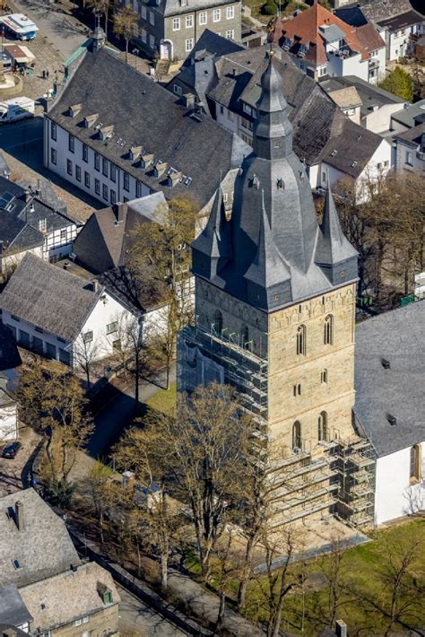 Brilon Von Oben Baustelle Zu Sanierungsarbeiten Am Kirchengeb Ude