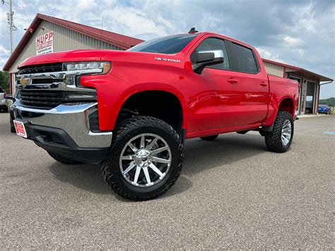 2019 Chevrolet Silverado 1500 4WD Crew Cab 147 LT