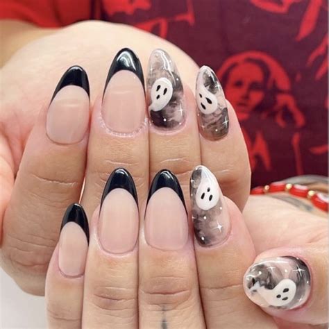 40 Ghost Nail Art Designs To Spook Your Friends This Halloween Your