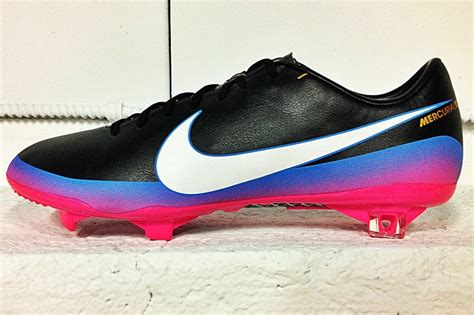 Cristiano Ronaldo Nike Soccer | Soccer shoes, Cleats, Soccer cleats