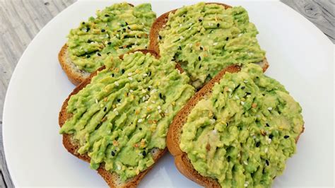 Avocado Toast With Everything Seasoning Gluten Free Hearty Smarty