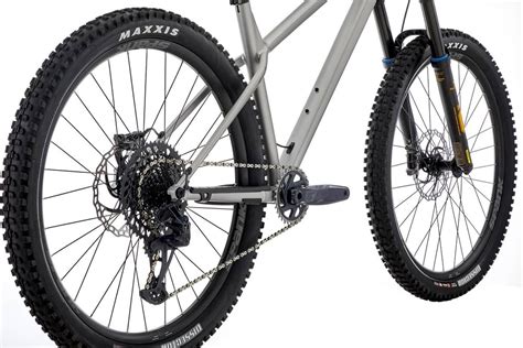 2022 Commencal Meta Ht Am Ohlins Edition Specs Reviews Images