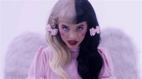 Inside Melanie Martinez S Trilogy Tour