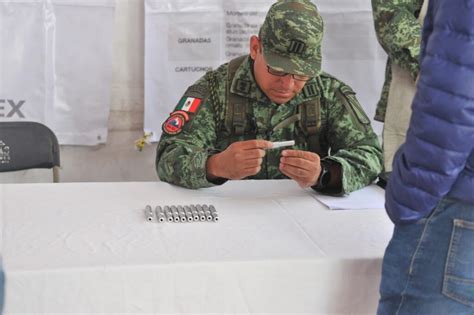 Contin A En El Edom X El Programa De Canje De Armas Capital Estado De