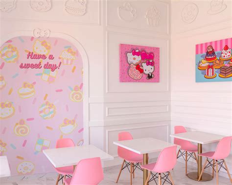 Hello Kitty Grand Cafe | Sanrio