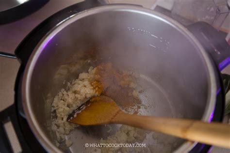 Bubur Ayam Betawi Kuah Kuning (Jakarta Chicken Rice Porridge)