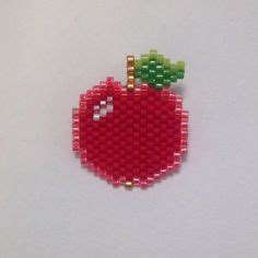 Broche Pomme En Perles Miyuki Delica Rouge Vert Rose Tissage