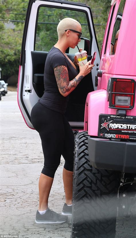 Amber Rose Struggles To Get Into Her Custom Hot Pink Jeep In Los