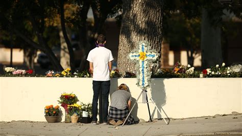 Thousand Oaks Gunman Killed Himself Service Set For Slain Officer