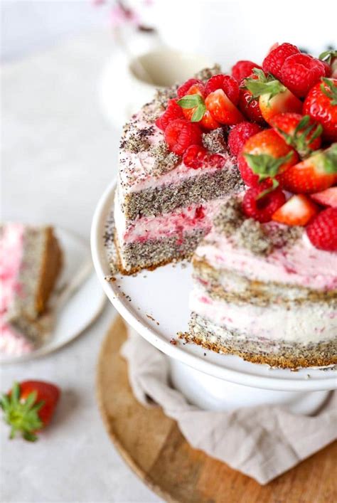 Beeren Mohn Naked Cake Cookiteasy By Simone Kemptner