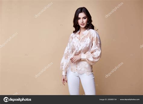 Sexy Beautiful Woman Fashion Glamour Model Brunette Hair Makeup Stock Photo Iniraswork