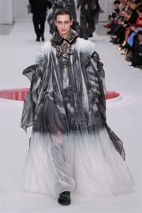 Défilé Yuima nakazato Couture Printemps Eté 2024 en 2024