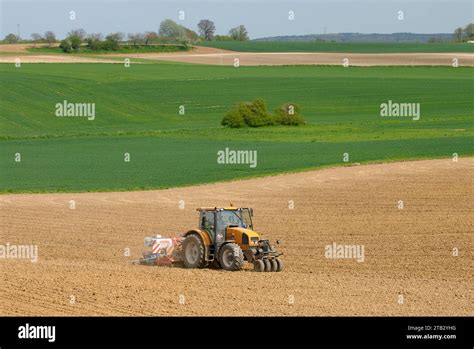 Agricultural Farm Landscapes Hi Res Stock Photography And Images Alamy