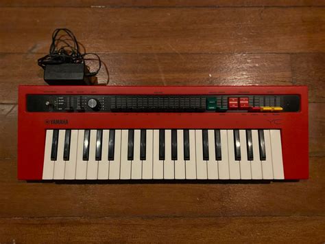 Yamaha Reface Yc Combo Organ Synthesizer Hobbies Toys Music Media