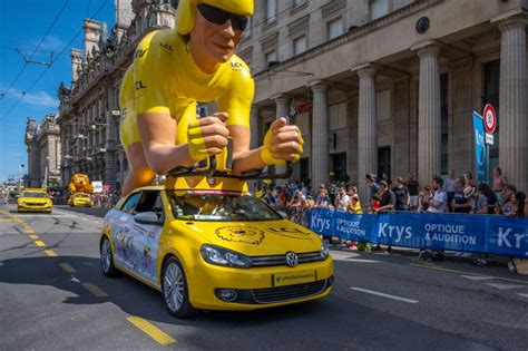 Comment Travailler Dans La Caravane Du Tour De France Job