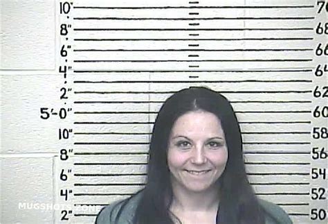 Moore Kristin R 10162023 Carter County Mugshots Zone