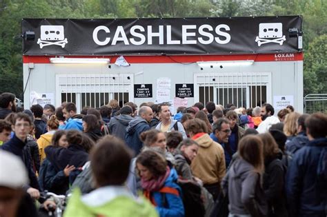 Hellfest Vieilles Charrues La Fin Des Festivals Que Devient L