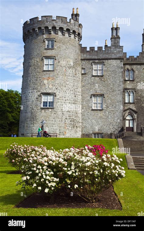 Kilkenny Castle gardens, Kilkenny, Ireland Stock Photo - Alamy