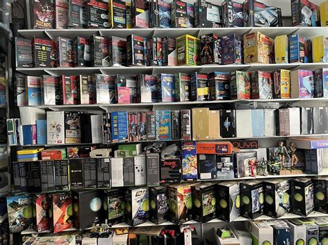 Coleccionista está subastando la colección más grande de videojuegos a