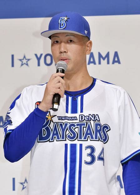 【新入団選手記者発表会】dena、ドラ2松本 投球スタイルの「気迫」色紙に 目標は新人王 ライブドアニュース