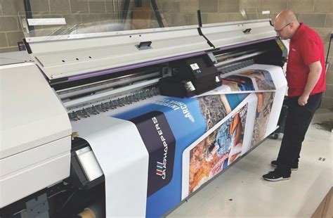 CMYUK Provides Mimaki UJV55 320 UV LED 3 2m Roll Printer To Impression