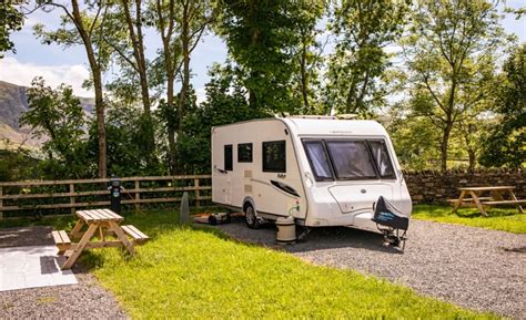 Fully Serviced Hardstanding Pitches For Caravans And Motorhomes Burns Farm