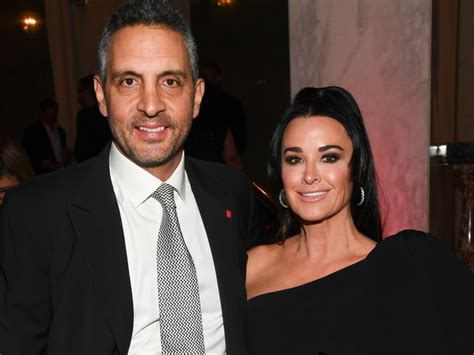 Kyle Richards And Mauricio Umanskys Separation A Full Timeline