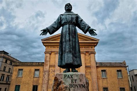 Cartoline Da Civitavecchia Ecco Le Foto Del Calendario Port