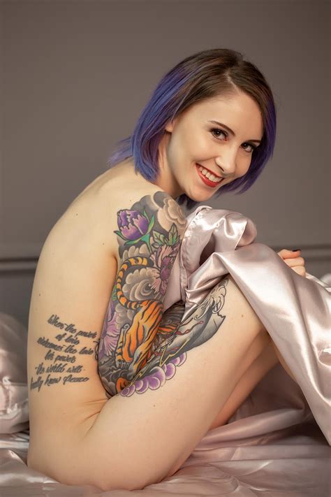 Reine In The Sheets Reine Bed Satin Sheets Porn Pic