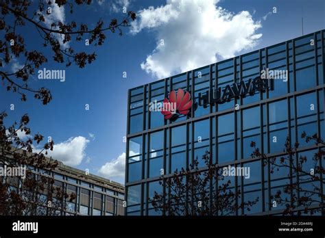 Huawei headquarters building Stock Photo - Alamy