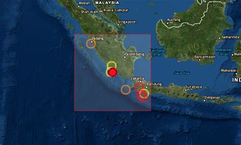 Terremoto De 6 0 Richter Frente A La Isla Indonesia De Sumatra