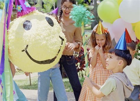 12 Diseños De Piñatas Infantiles Que Los Niños Amarán Y Tú También Estilo De Vida Hogar