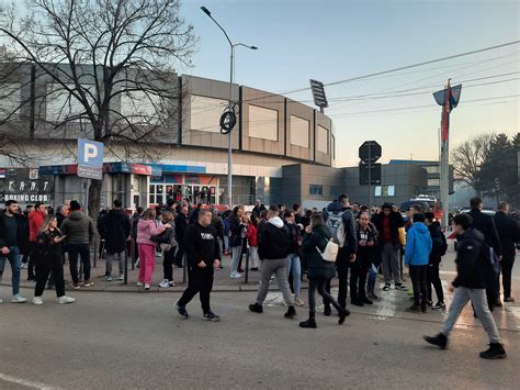 Ludnica Za Derbi U Kupu Radivoja Kora A Karte Kod Takaro A Vrede Pravo