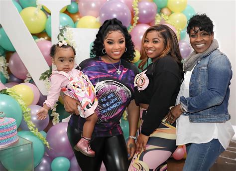 Beyond Beautiful Toya Wright And Daughters Reginae Carter Reign Rushing Leave Fans Melting