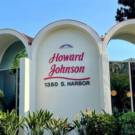 Howard Johnson Anaheim Hotel and Water Playground- Review