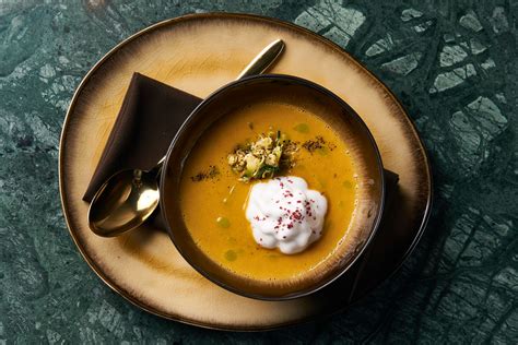 Pumpkin cream soup with cream and pumpkin seeds - Lindsey Elmore