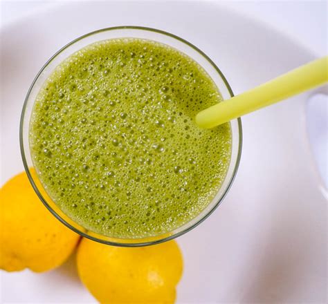 A Pre-Workout Smoothie that Gives you Energy - Purely Easy