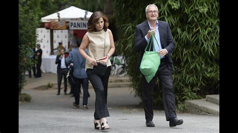 Bobo Craxi E Moglie Scintilla Al Bioparco Roma Per Iniziativa Benefica