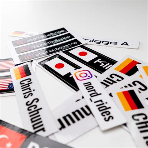 Custom name and flag stickers with own logo – Ridertags