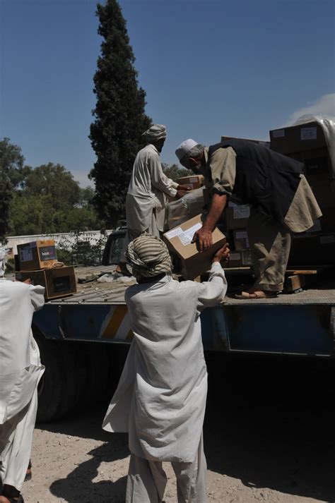 DVIDS - News - Nangarhar University receives textbooks from engineer corps