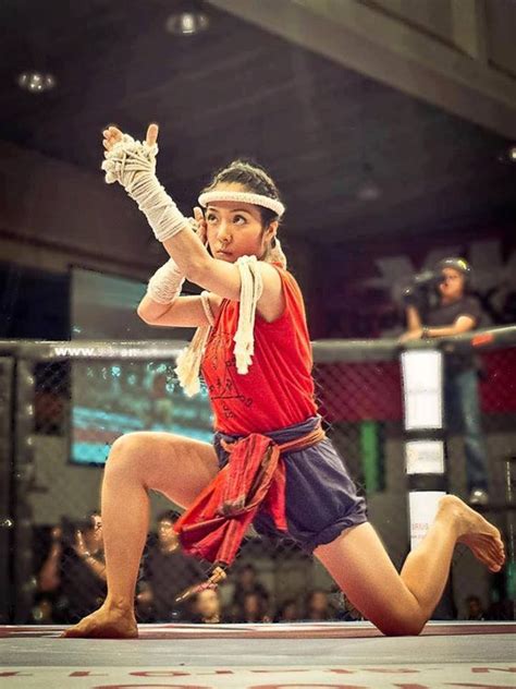 Pin By Tough Girls On Girls And Martial Arts Martial Arts Girl Martial Arts Women Muay Thai