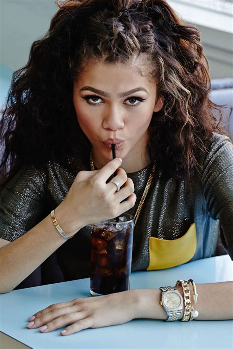 Zendaya Coleman Poses For Harpers Bazaar My Life In 3 Looks Zendaya