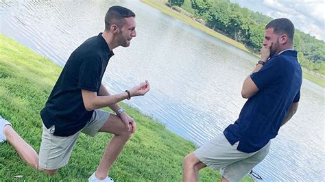 He Put A Ring On It Sweet Marriage Proposal Goes Viral The Randy Report