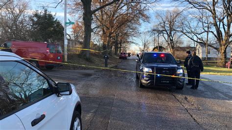 Kcfd Woman Killed In Early Morning House Fire